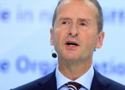 安道拓在欧洲裁员