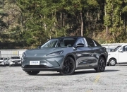 为极狐谋长远发展，北汽蓝谷携手宁德时代和小米共建电芯工厂