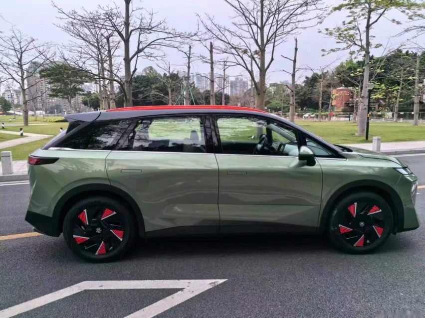 启辰VX6全系焕新登场，百变床车“有容乃大”